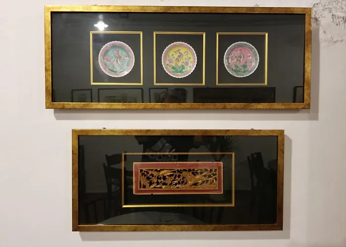 Colin'S Place Malacca